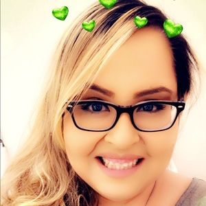 Meet your Posher, Renee